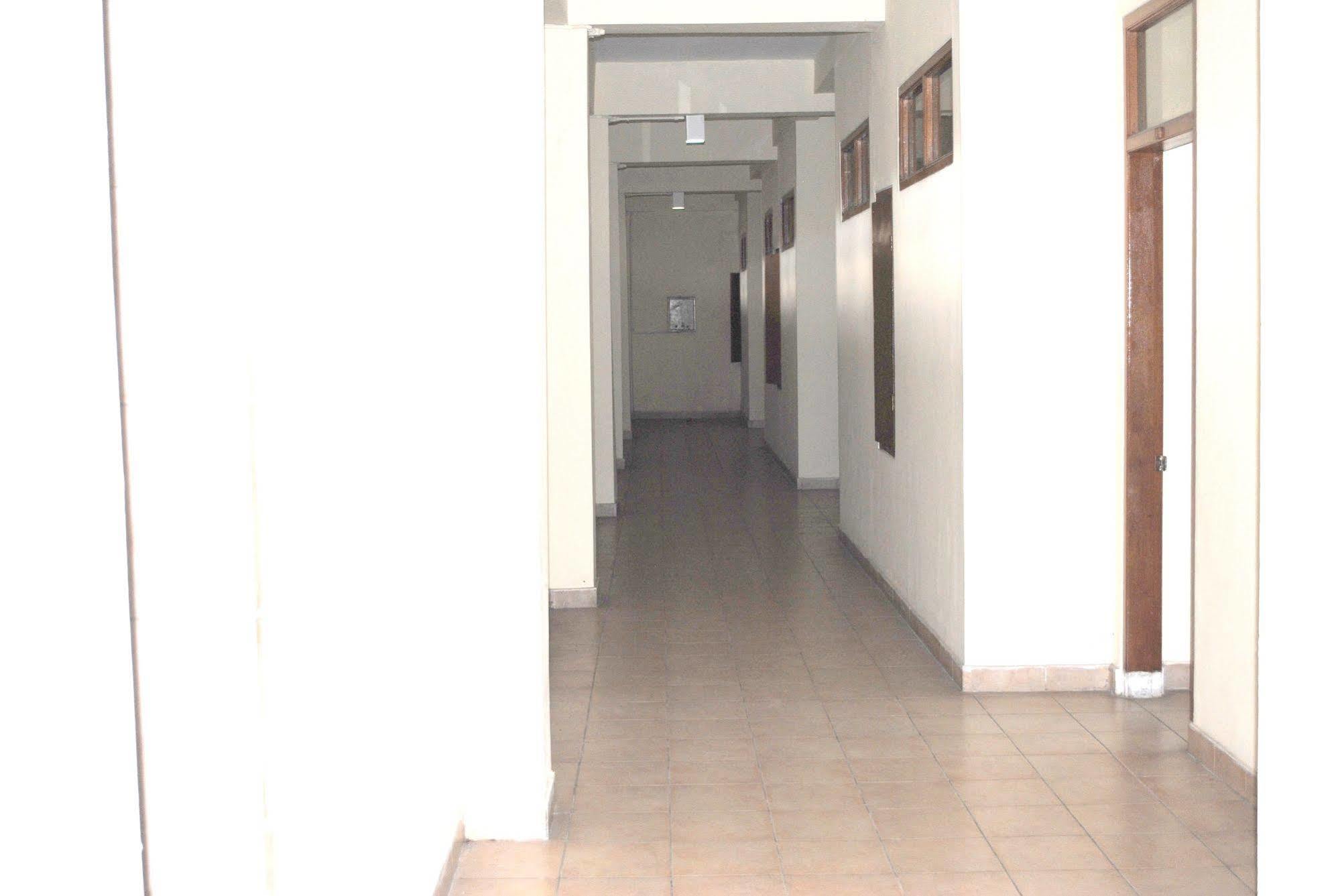 Super Oyo 91870 Warna Kedaton Denpasar Kültér fotó